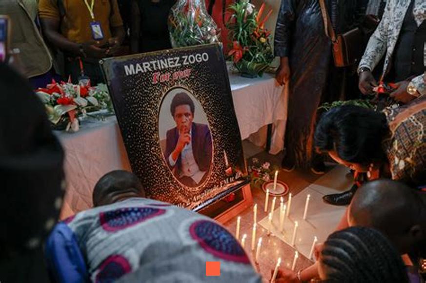 Martinez Zogo, de son vrai nom Arsène Salomon Mbani Zogo, né le 29 septembre 1972 à Yaoundé et mort assassiné le 17 janvier 2023 dans la même ville, est un journaliste et animateur radio camerounais spécialisé dans la dénonciation de l’affairisme et de la corruption. Sa mort sous la torture, impliquant les responsables des services des renseignements camerounais, la DGRE, comme exécutants, est considérée comme une affaire d'État.