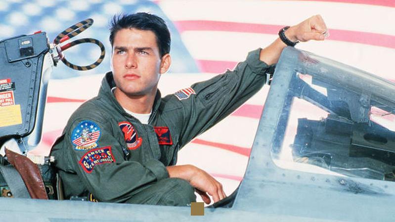 Are the actors really flying in top gun 2