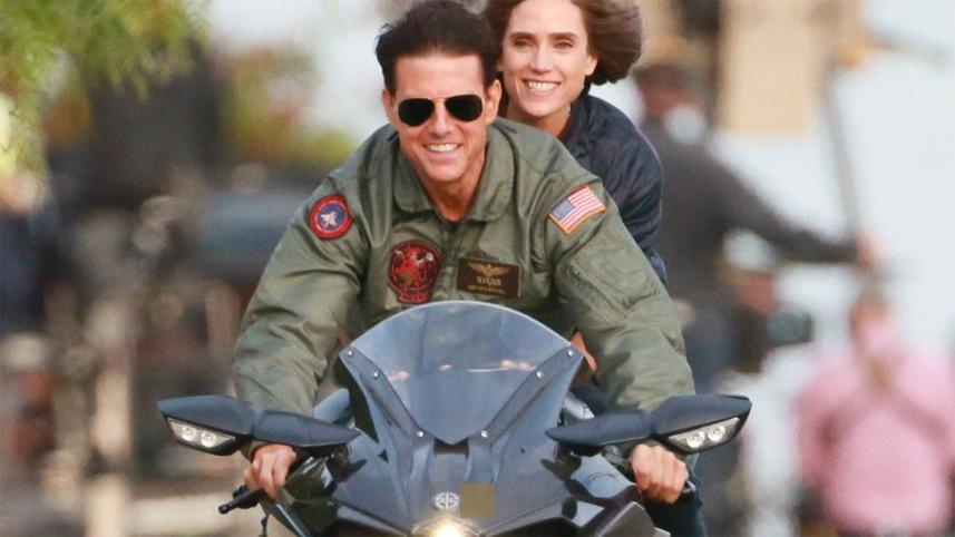 Did the actors fly in top gun 2