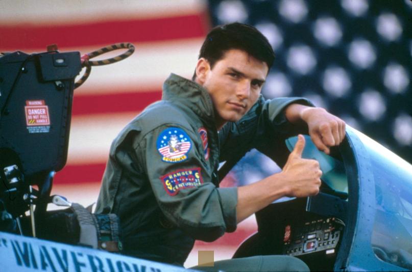 Did tom cruise actually fly in top gun 2