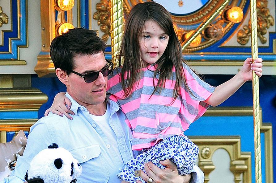 Is suri cruise in top gun 2