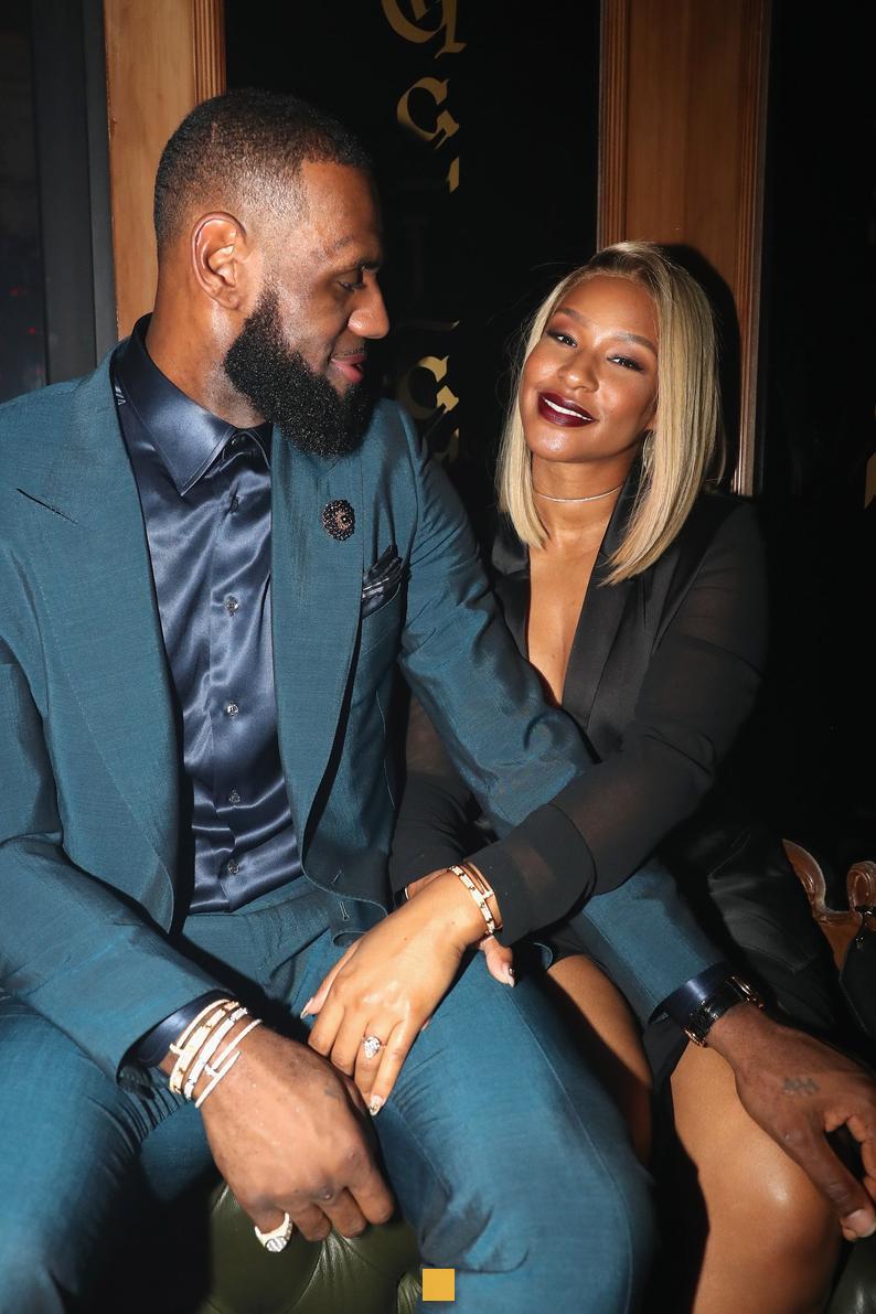 La relation unique de Savannah James : un lien indéfectible avec LeBron et un engagement philanthropique